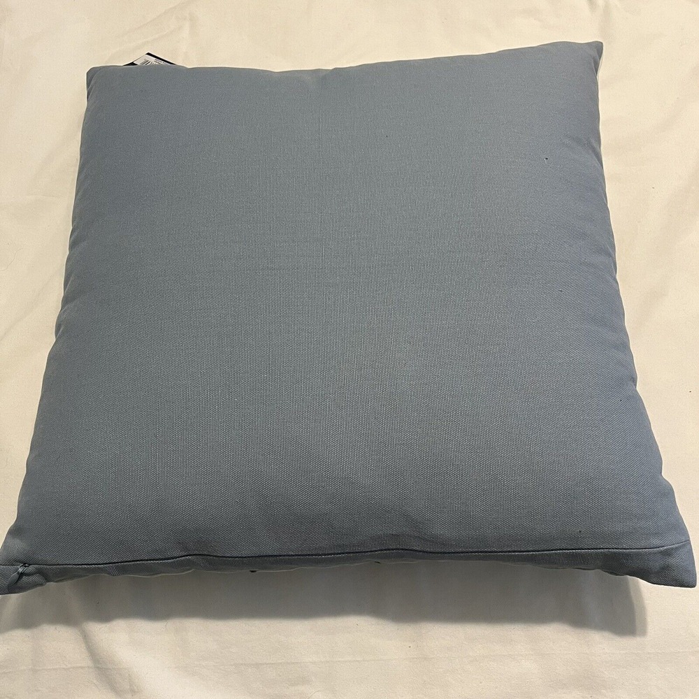 Blue Embroidered Flowers Accent Pillow New With‎ Tags 18 " X 18" Zippered - Picture 6 of 8